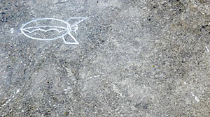 P7 pupils designed the pictures, which have been carved, by Historic Scotland stonemasons, on to the lanes and stone pavements around Stromness, to represent aspects of the town’s heritage.